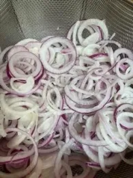 Slice Onions