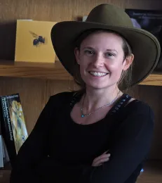 Bee scientist Felicity Muth of the University of Texas, Austin. (Photo by Larry Gilbert)