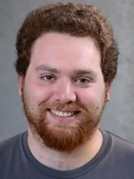 Doctoral candidate Ziv Lieberman of the Phil Ward lab, UC Davis Department of Entomology and Nematology