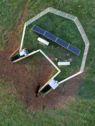 Vista aérea de las máquinas dispensadoras de los suplementos de algas