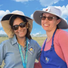 Two smiling Master Gardeners