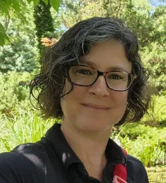 Image of Carrie Brown