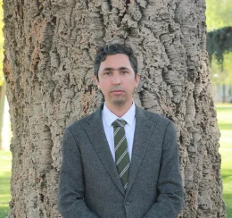 Mohsen headshot