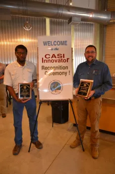 2016 Innovators Lasi Asgill (L) and Mike Winemiller (R).