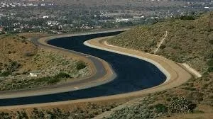 California Aqueduct, San Joaquin Valley (photo by David McNew/Getty Images)
