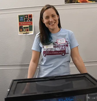 Doctoral candidate Rebecca Godwin of the Jason Bond lab speaks not only English, but Spanish and Swahili. (Photo by Kathy Keatley Garvey)