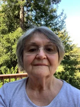 Headshot image of Kathryn Parkinson