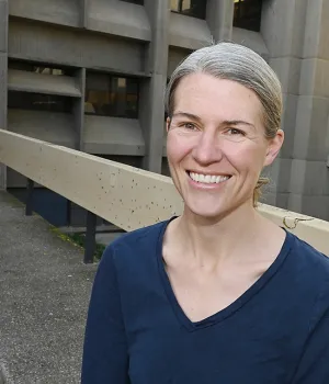 Community ecologist Rachel Vannette (Photo by Kathy Keatley Garvey)