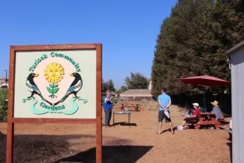 Turlock Community Gardens sign.