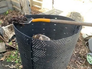 Photo of a cylindrical compost bin