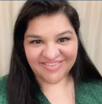 A headshot of Dora Garay