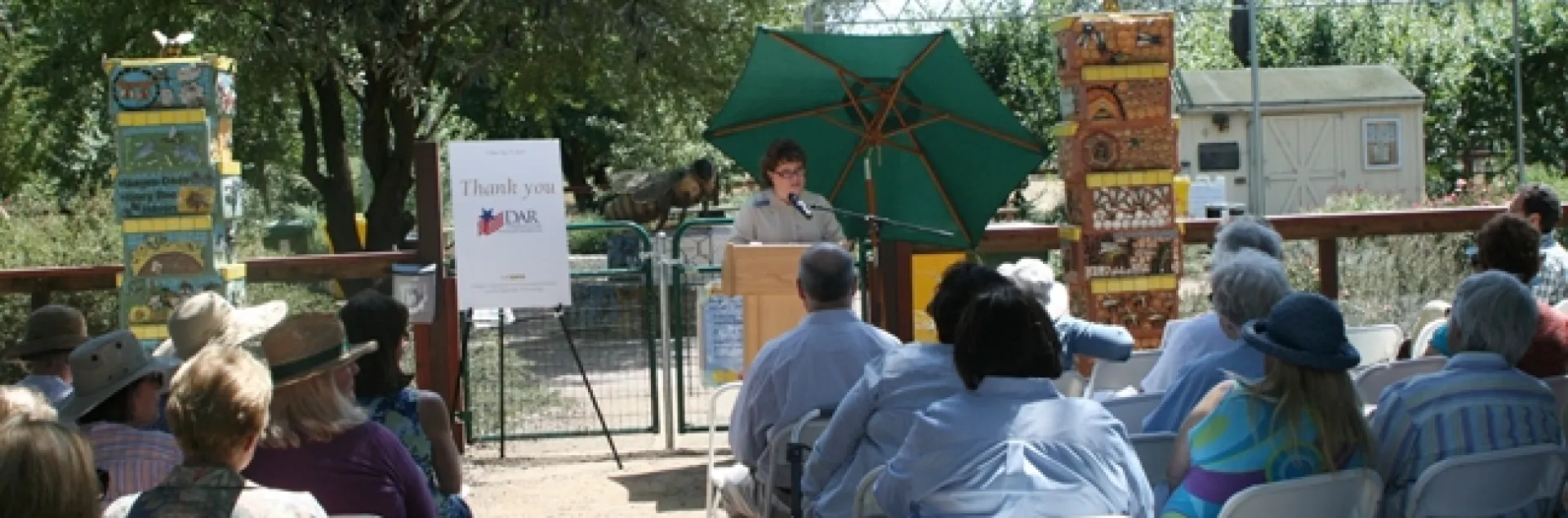 California state DAR regent Debbie Jamison addresses the crowd. (UC Davis photo by Chris Akins)