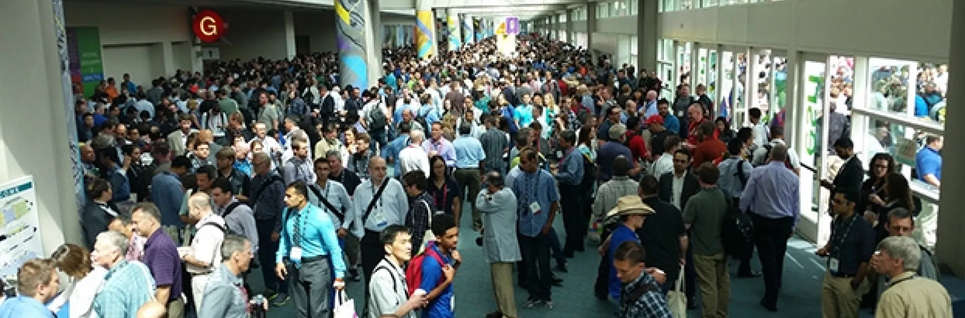 EsriUC-2015-crowd