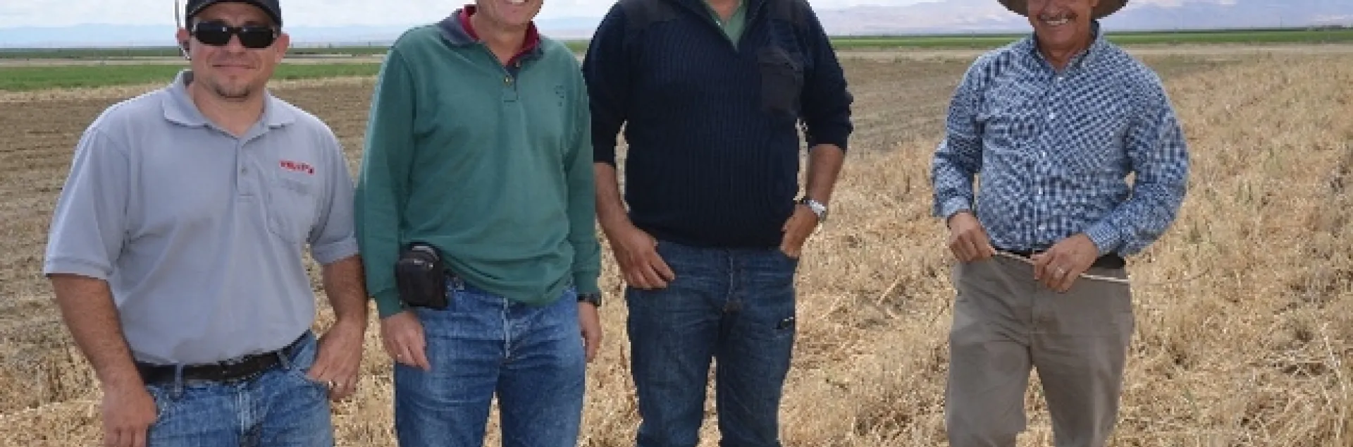 Spanish tomato researchers tour NRI Project field in Five Points