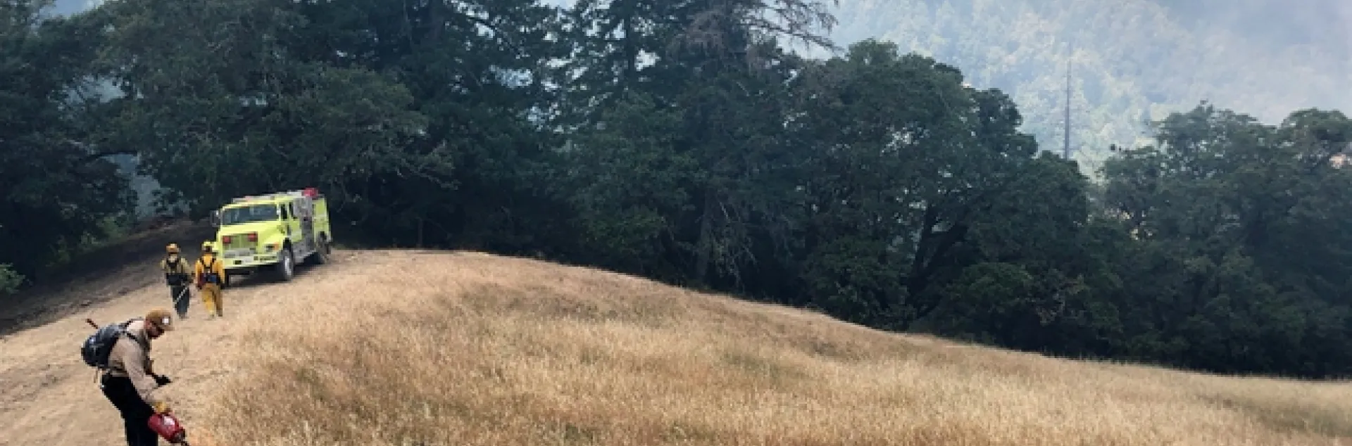 A Mendocino County Fire Safe Council member sets a prescribed burn during a UC ANR fire retreat. Photo by Lenya Quinn-Davidson