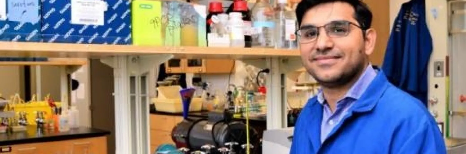 UC Davis nematologist Shahid Siddique (Photo by Kathy Keatley Garvey)