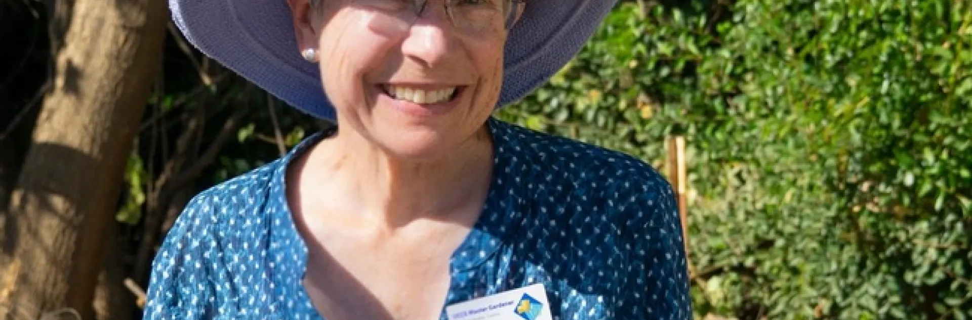 UCCE San Bernardino County Master Gardener Betty Richards volunteering at the Asistencia in Redlands.