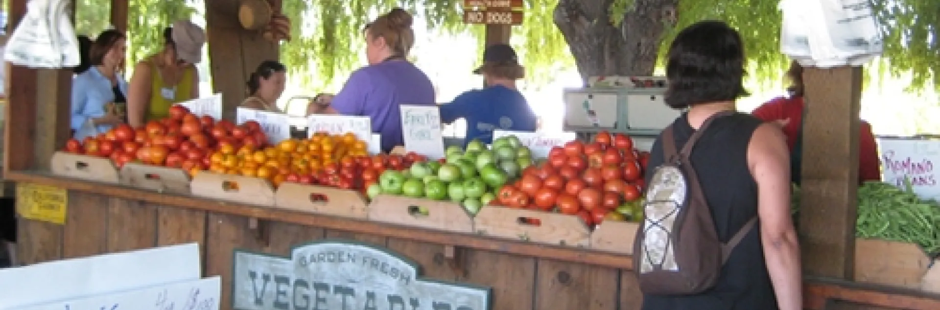 farm stand at Smith Family Farms
