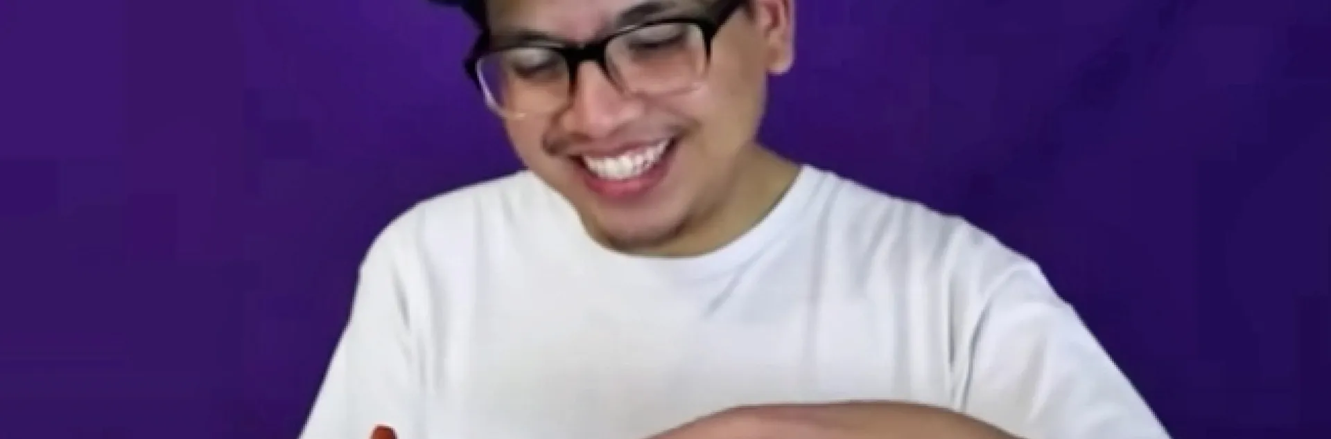 Eldon Bueno shares his healthy pita snack recipe.