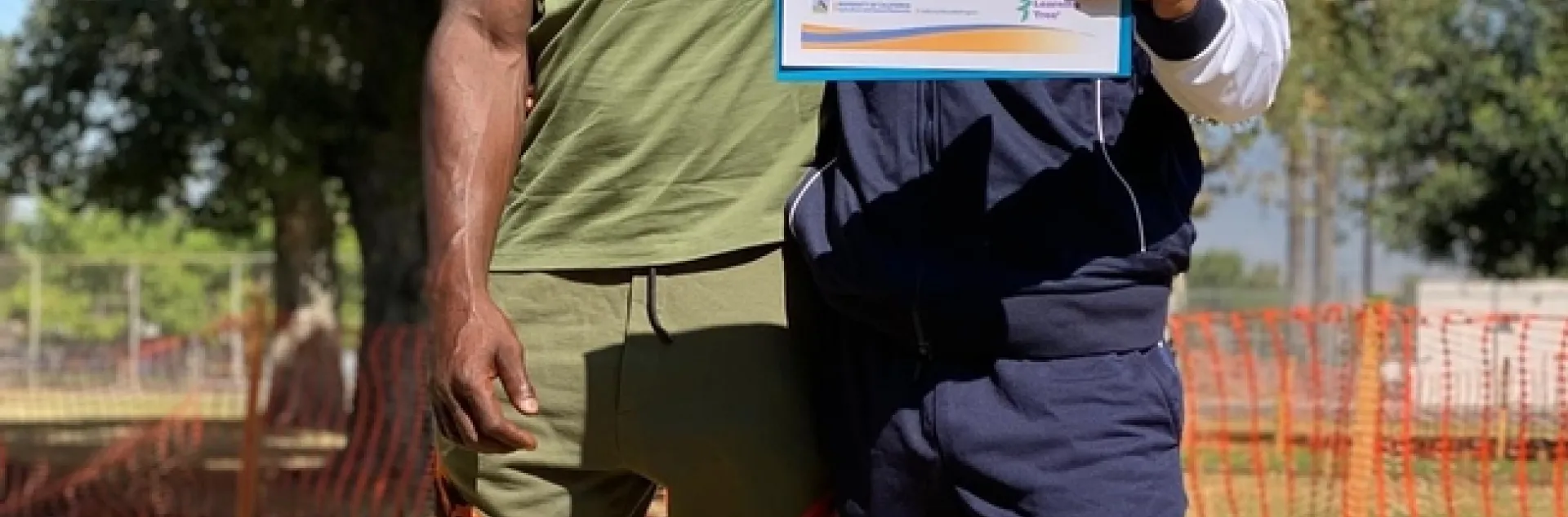 The new Los Naturalistas received certificates upon completing the program.