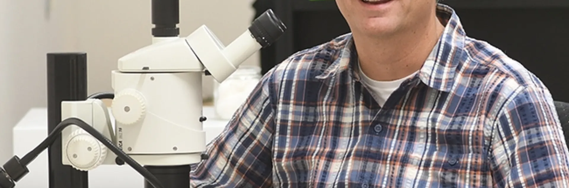 Jason Bond,professor of entomology and the Evert and Marion Schlinger endowed chair in insect systematics, UC Davis Department of Entomology and Nematology, is a newly selected co-editor-in-chief of the journal Insect Systematics and Diversity (ISD), published by the Entomological Society of America (ESA). (Photo by Kathy Keatley Garvey)