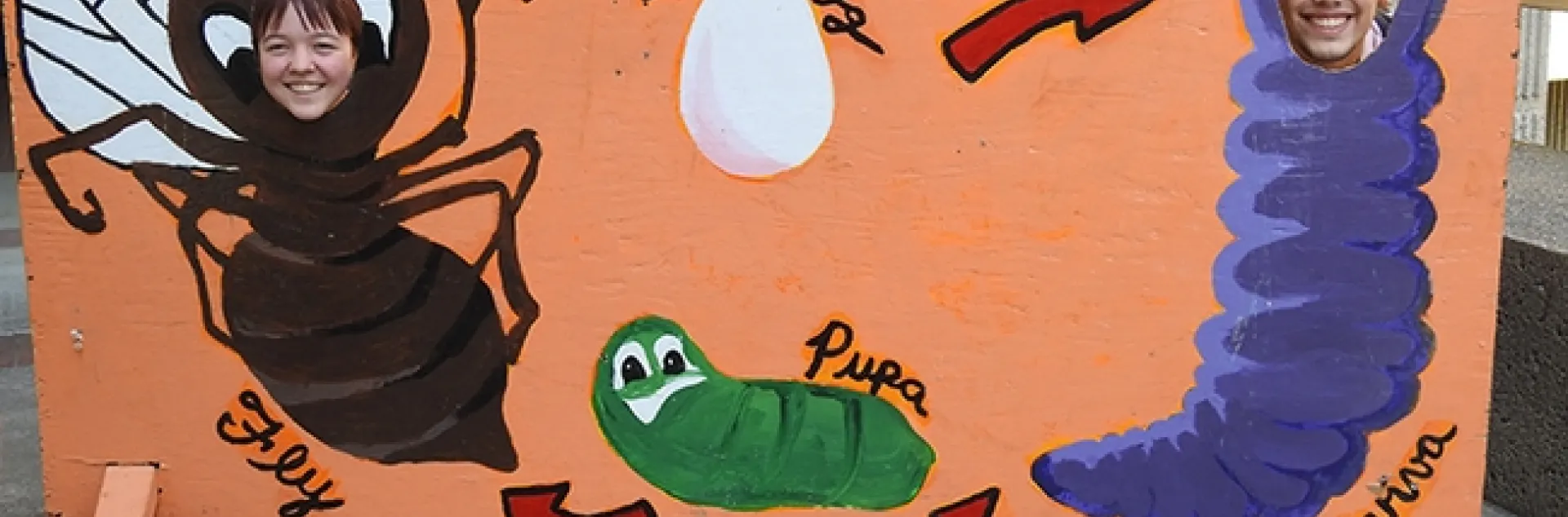 UC Davis students Noel Bresson and Jordan King pose at Briggs Hall on UC Davis Picnic Day. (Photo by Kathy Keatley Garvey)