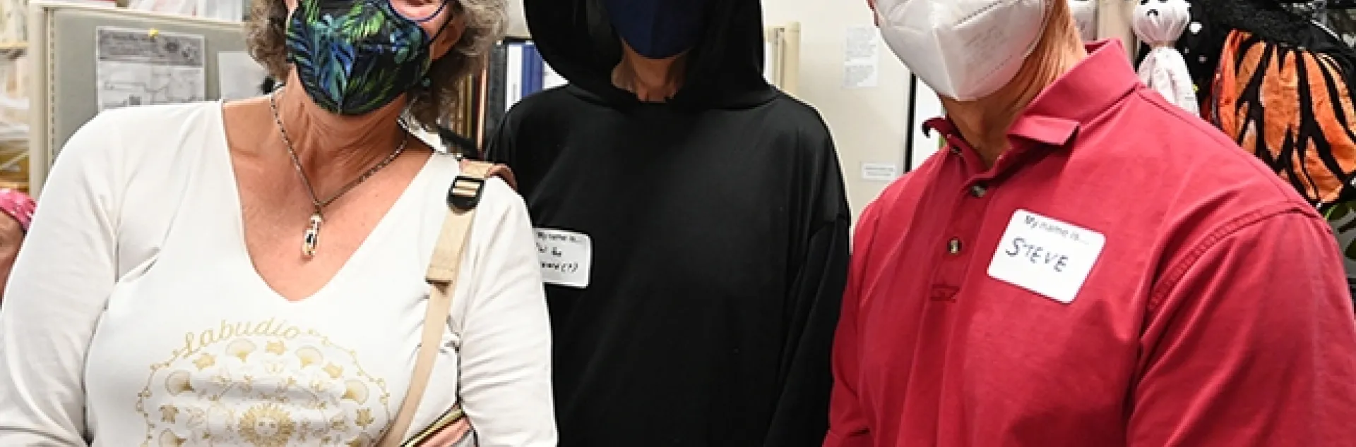 This trio at the Bohart Museum Society party is comprised of (from left) Professors Diane Ullman and Phil Ward, and Steve Nadler, professor and chair of the UC Davis Department of Entomology and Nematology. (Photo by Kathy Keatley Garvey)