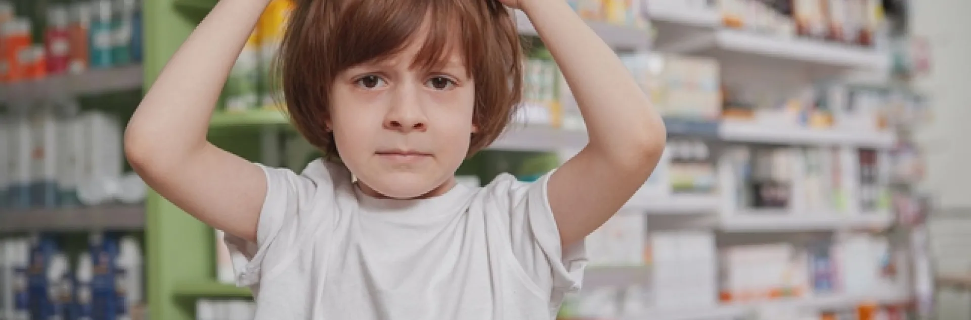 Los piojos se transmiten directamente de una cabeza a otra.