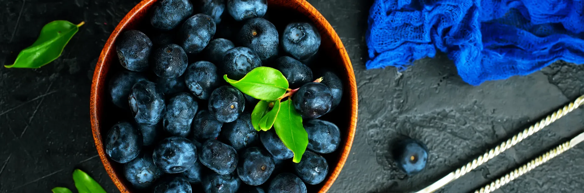 bowl blueberries