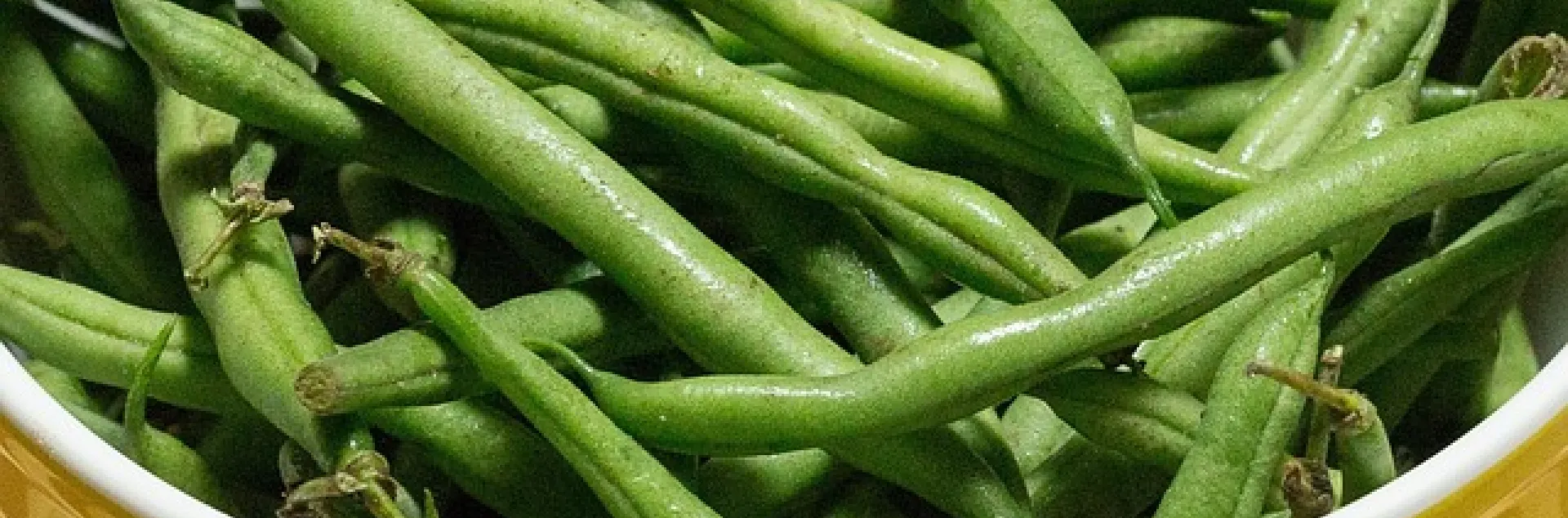 bowl of green beans