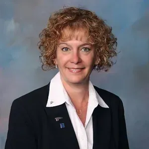 Headshot of Nanette Kniffin