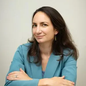 Photo of Veronica Cleave-Hunt