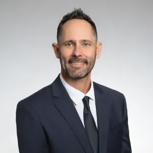 Headshot photo of Darren Haver